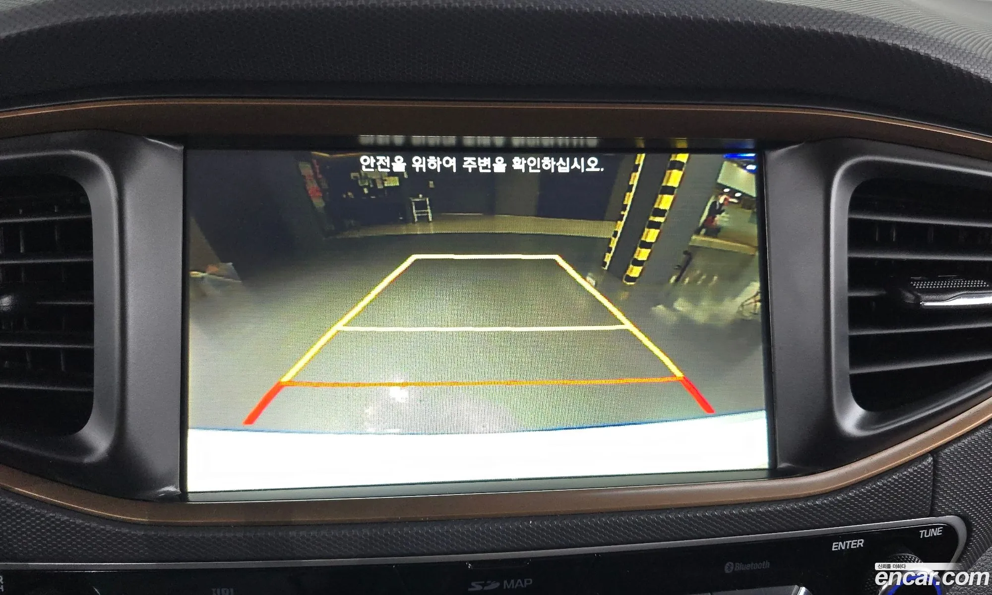 Hyundai Ioniq Electric 2018 — 28