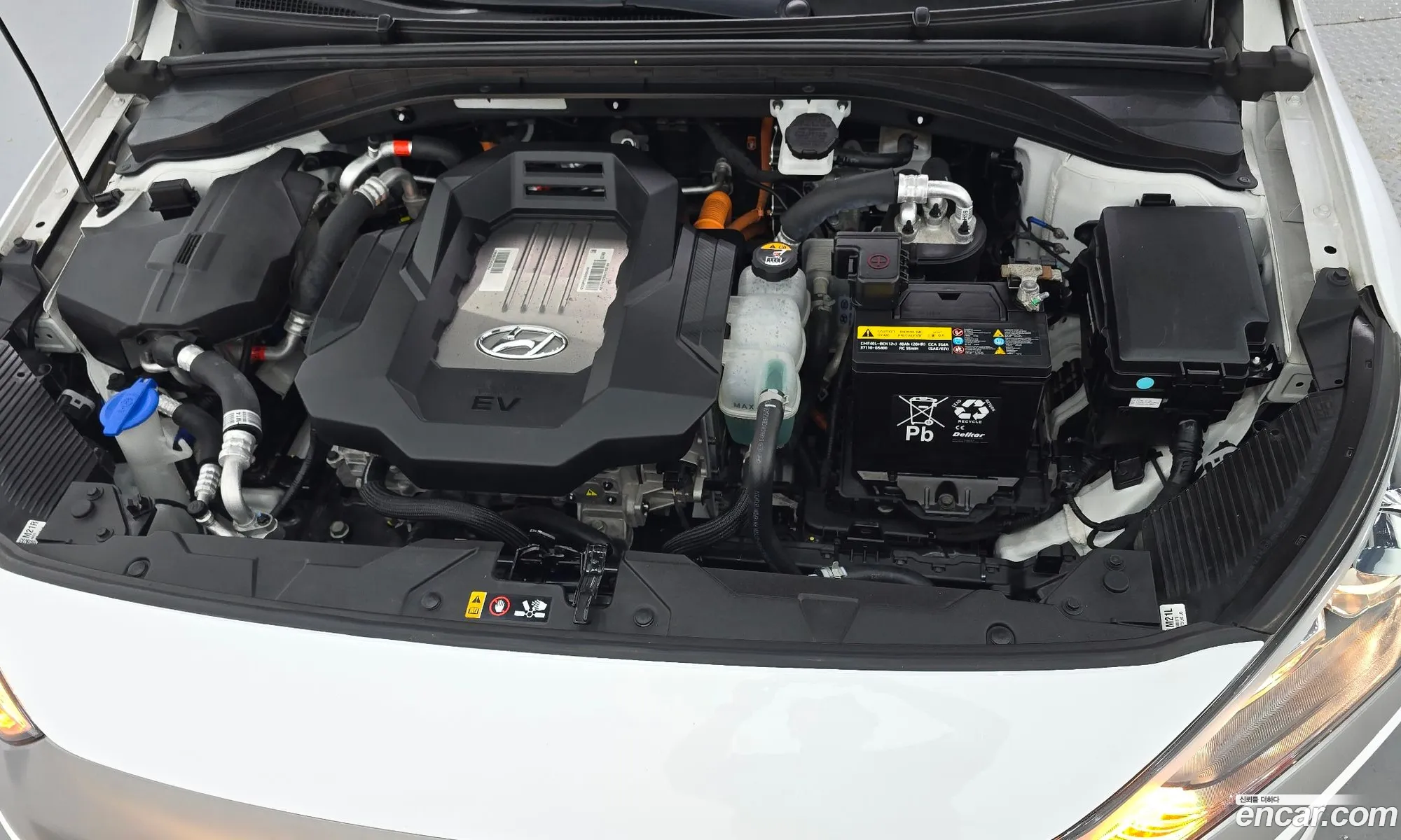 Hyundai Ioniq Electric 2018 — 4