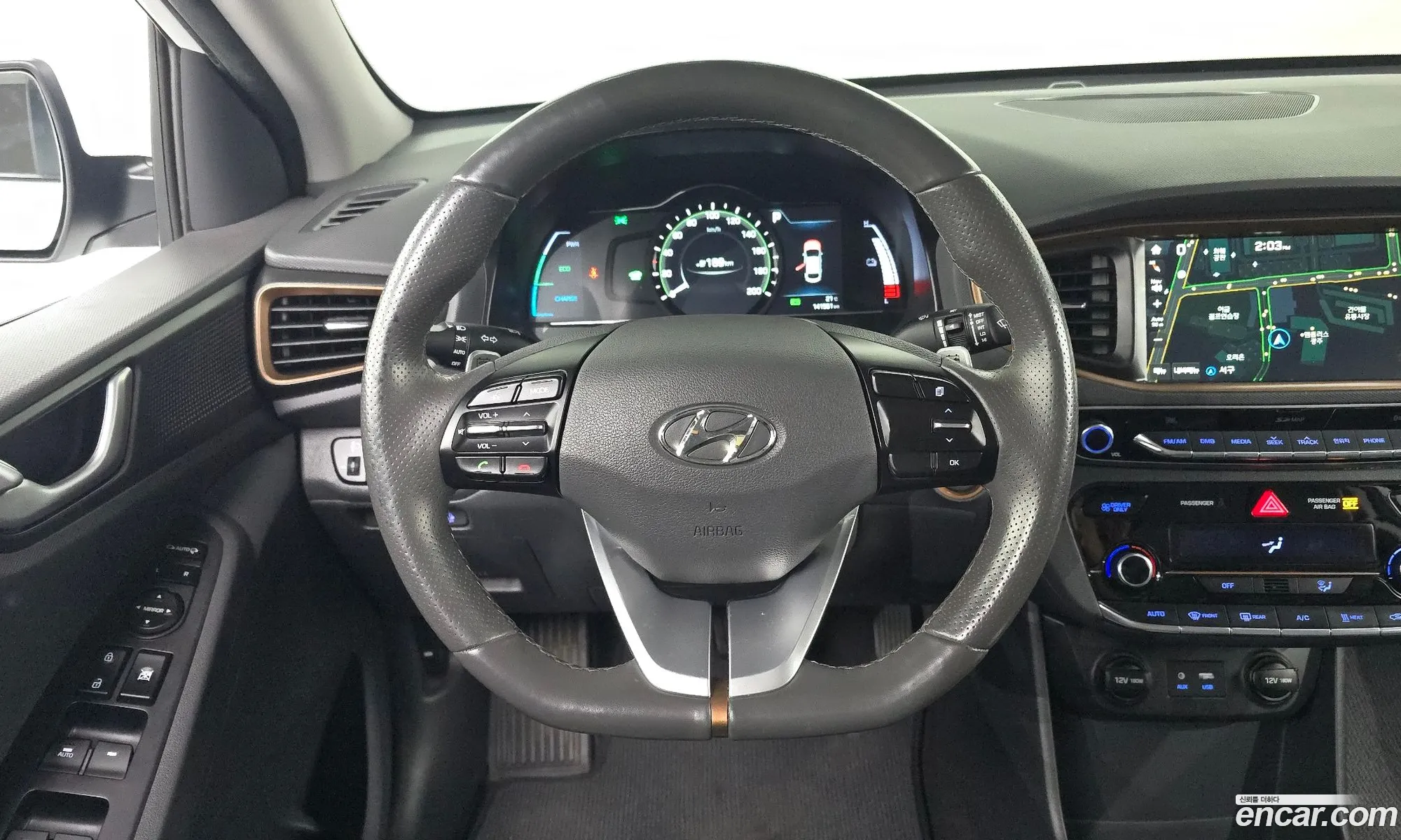 Hyundai Ioniq Electric 2018 — 5