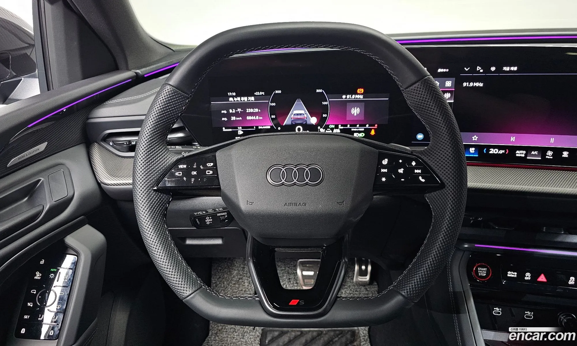 Audi Q5 2025 WAUZZZGUXS2072001 — 19