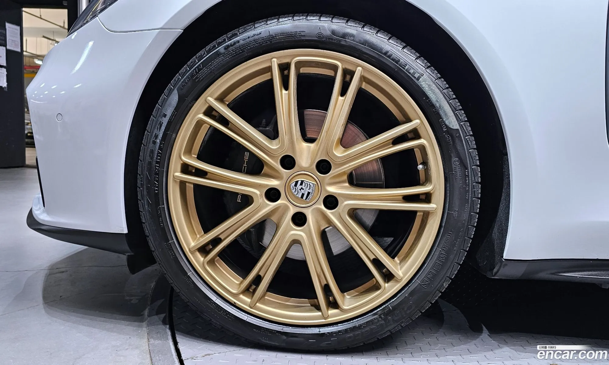 Porsche Panamera 2022 WP0AJ2970NL101087 — 3
