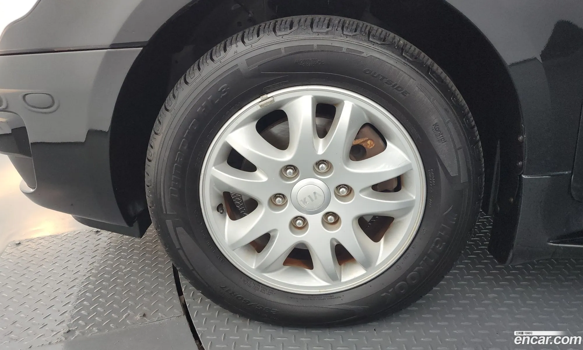 Kia Carnival R 2013 — 20