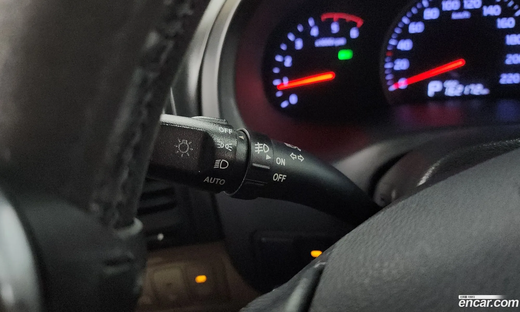 Kia Carnival R 2013 — 6