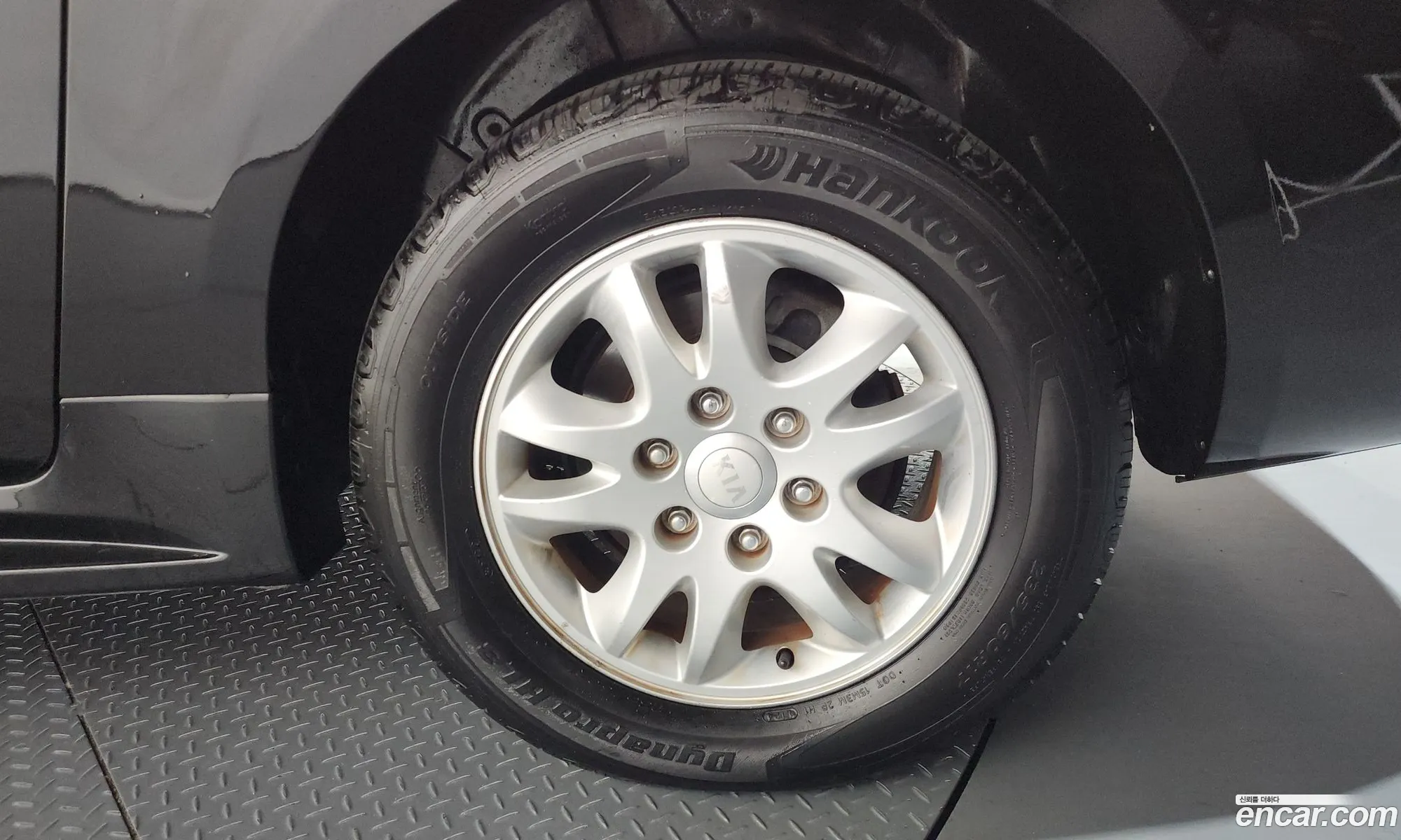Kia Carnival R 2013 — 30