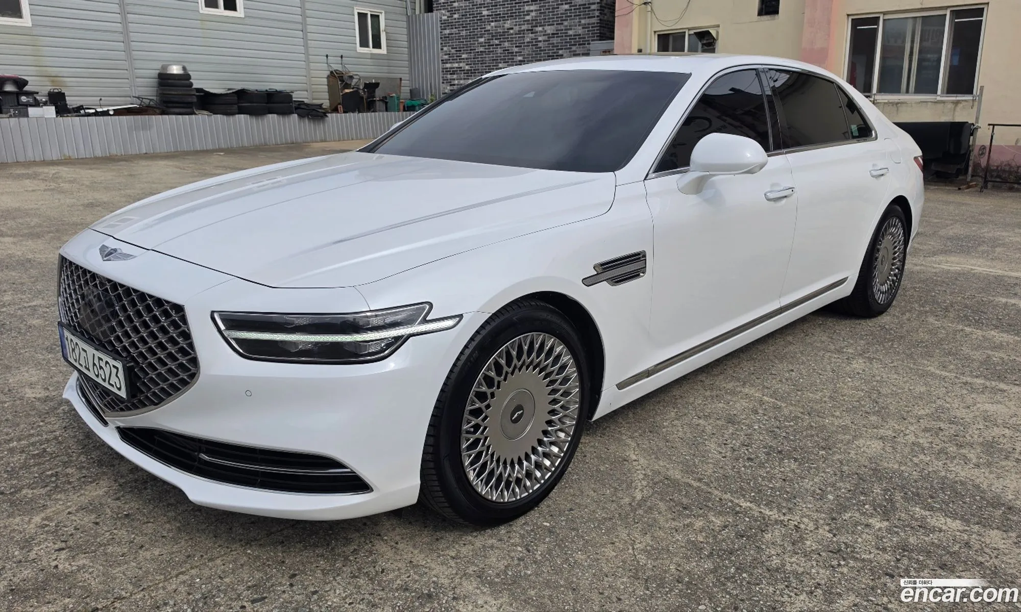 Genesis G90 2020 — 2