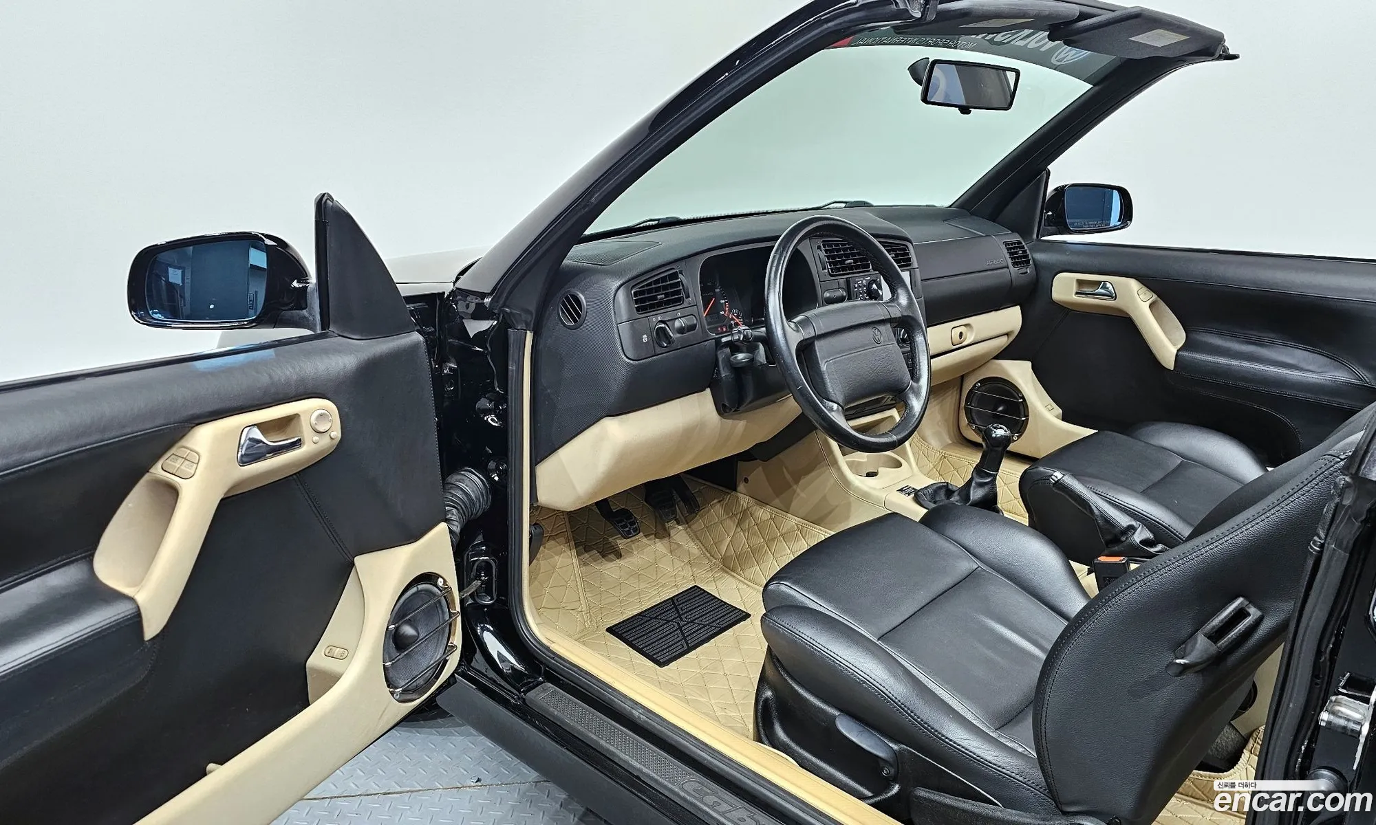 Volkswagen Golf 2000 3VWCC21V — 14