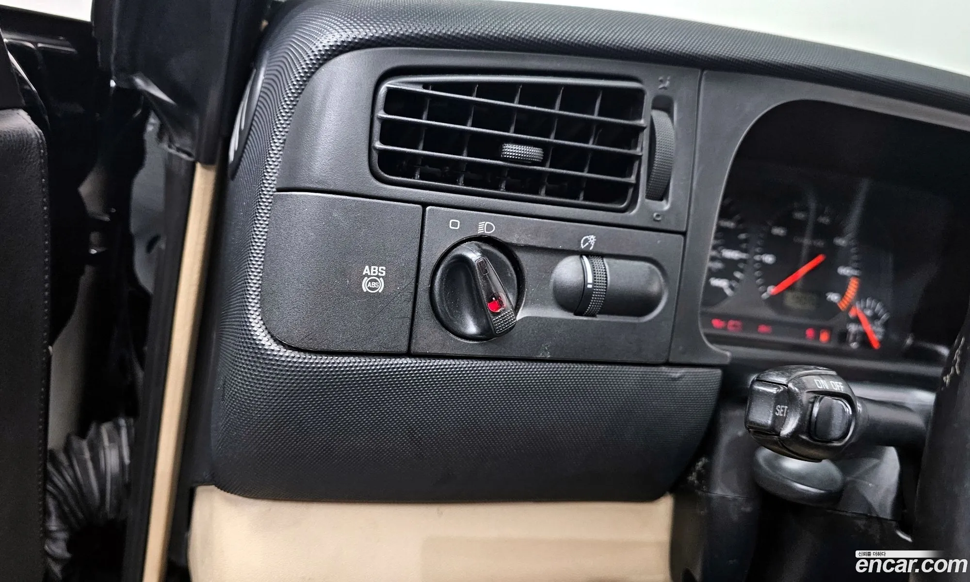 Volkswagen Golf 2000 3VWCC21V — 15