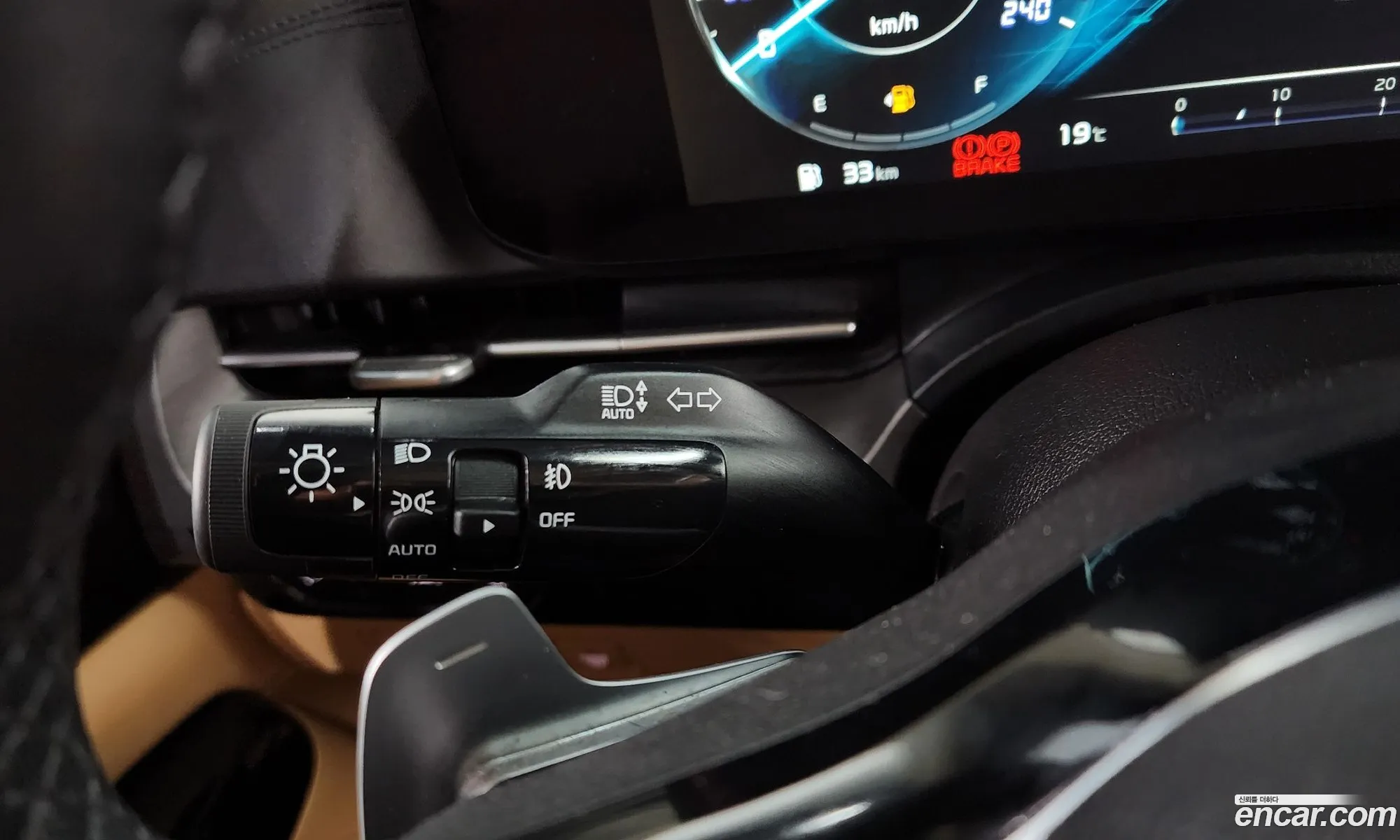 Kia Carnival 2021 — 30