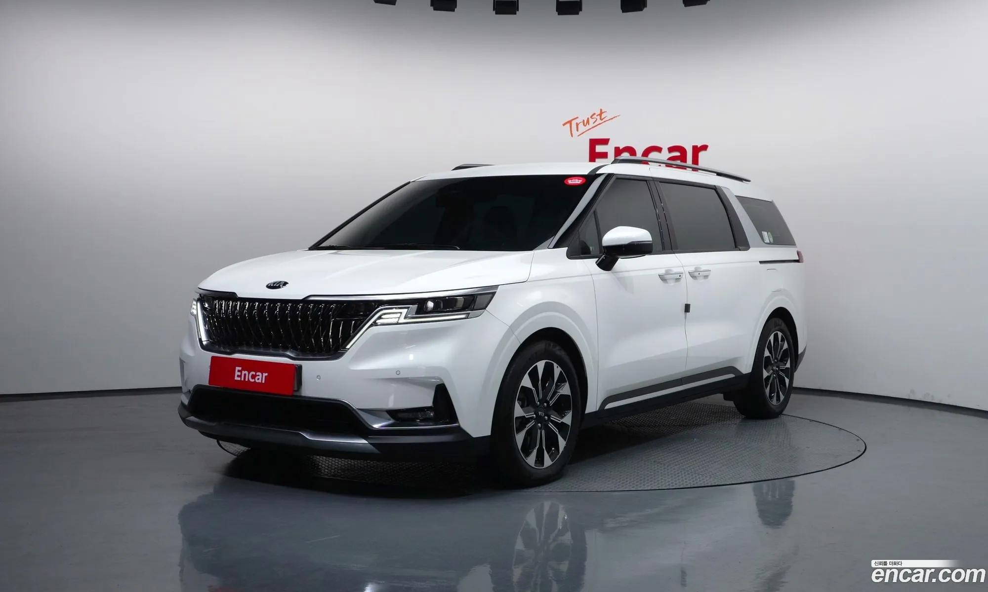 Kia Carnival 2021 — 36