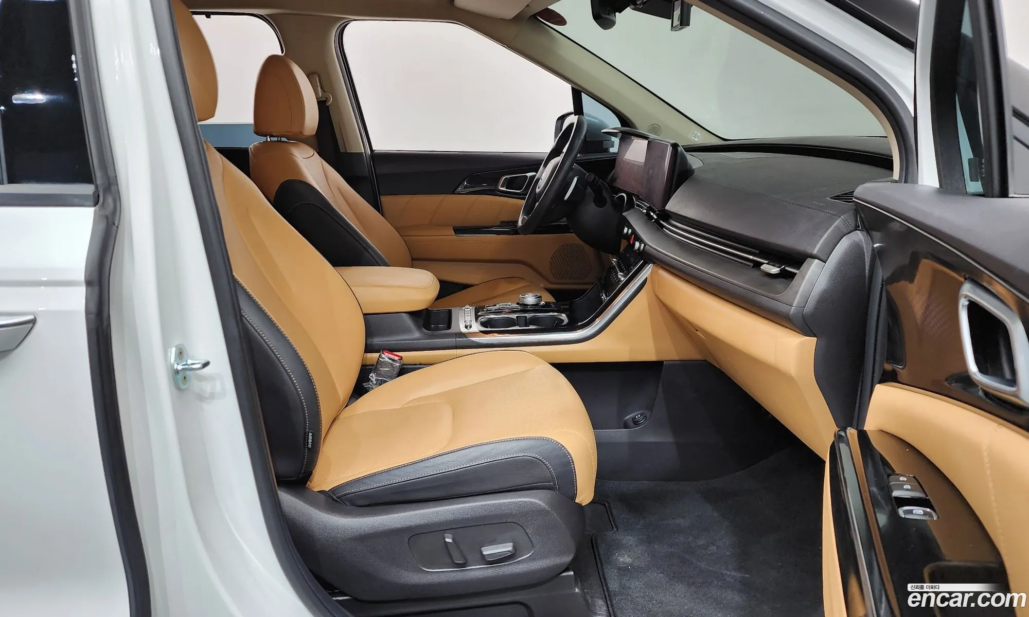 Kia Carnival 2021 — 33