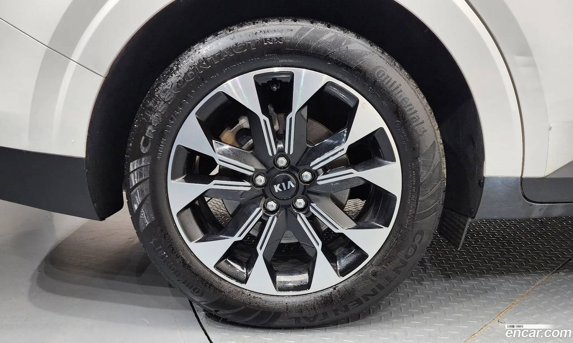 Kia Carnival 2021 — 9