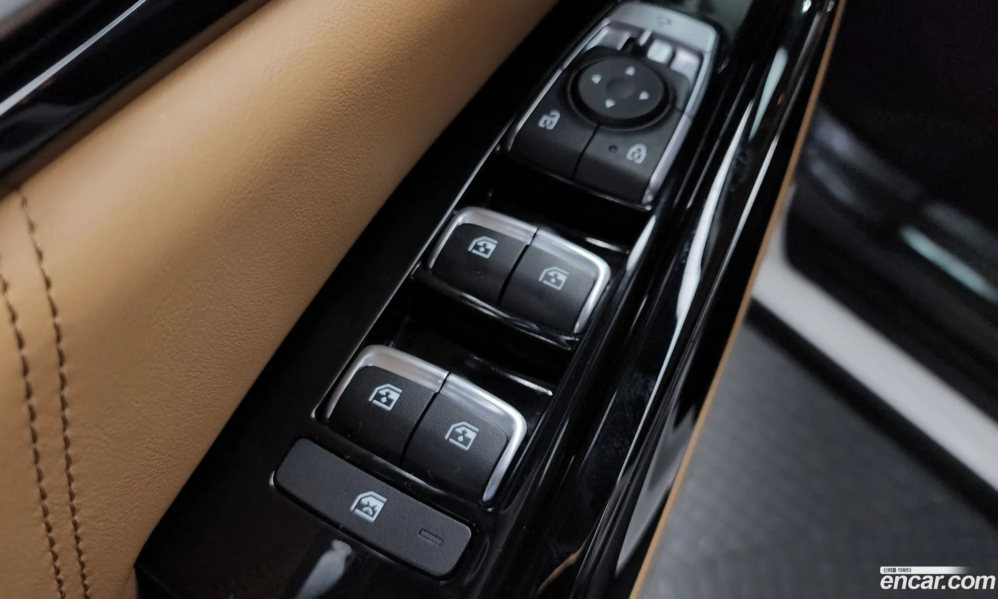 Kia Carnival 2021 — 10