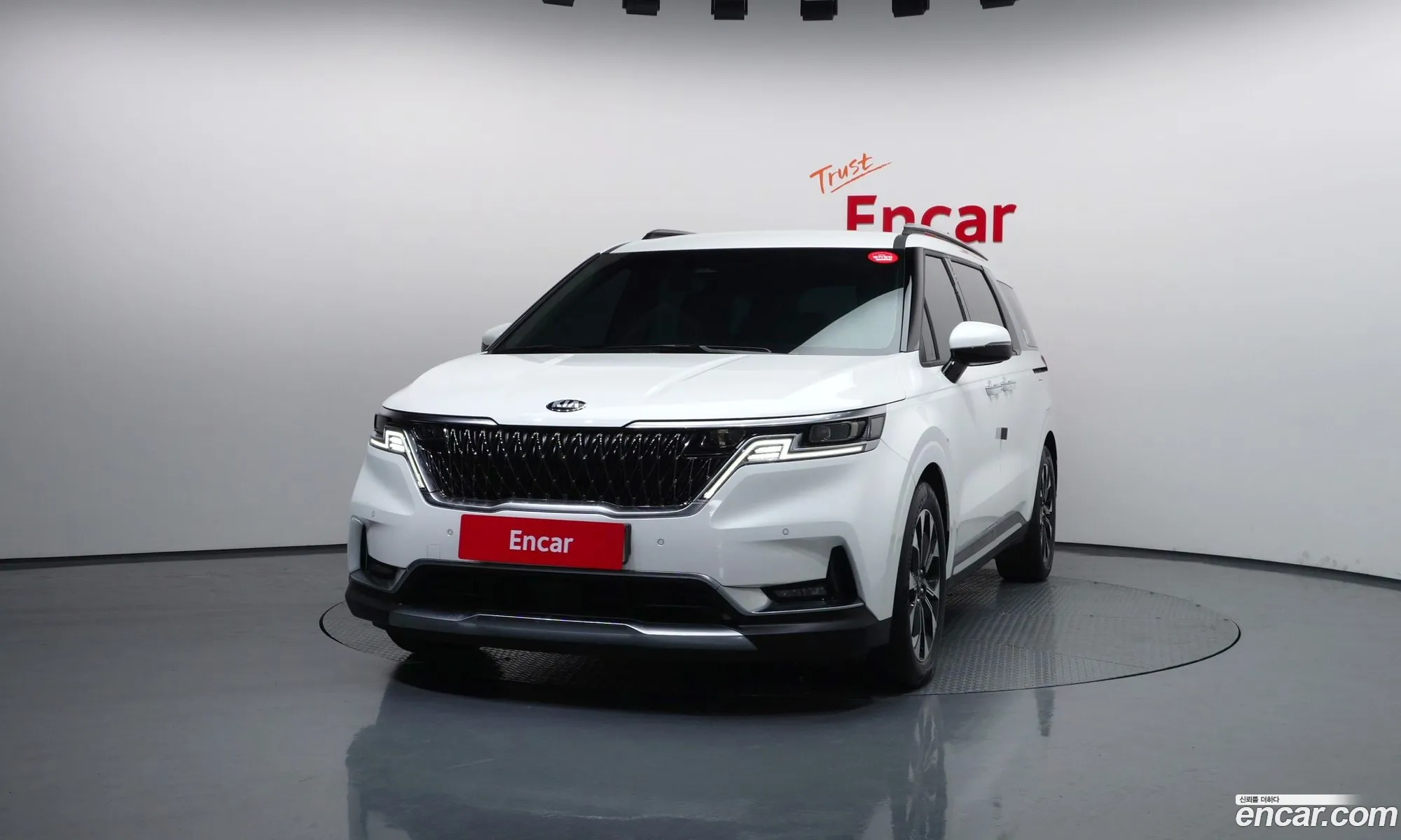 Kia Carnival 2021 — 31