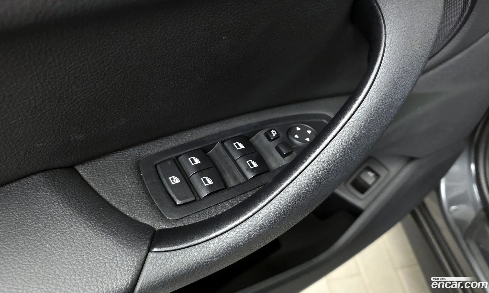 BMW X1 2020 WBA11DG00L5P60352 — 3