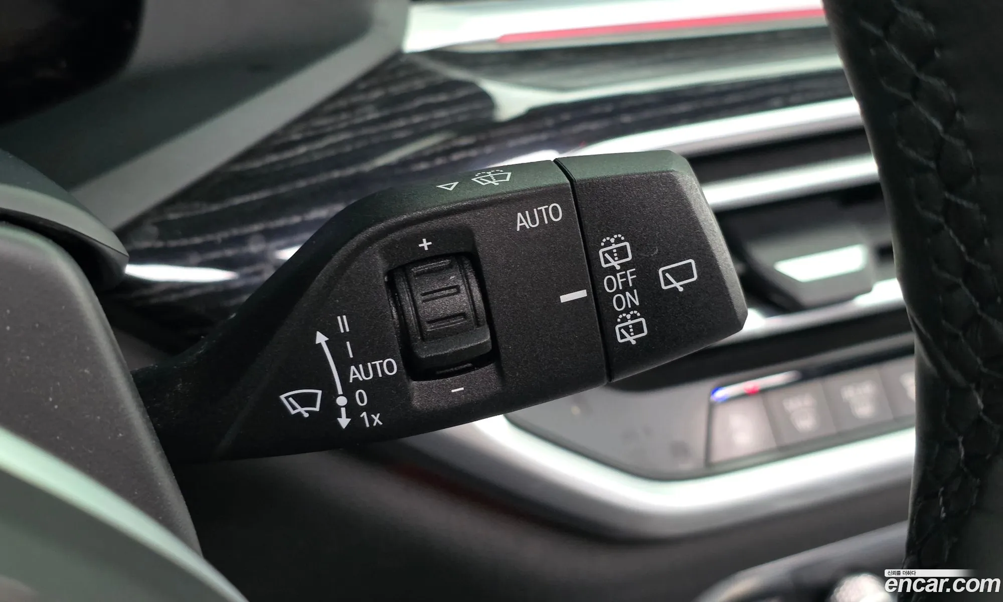 BMW X7 2021 — 28