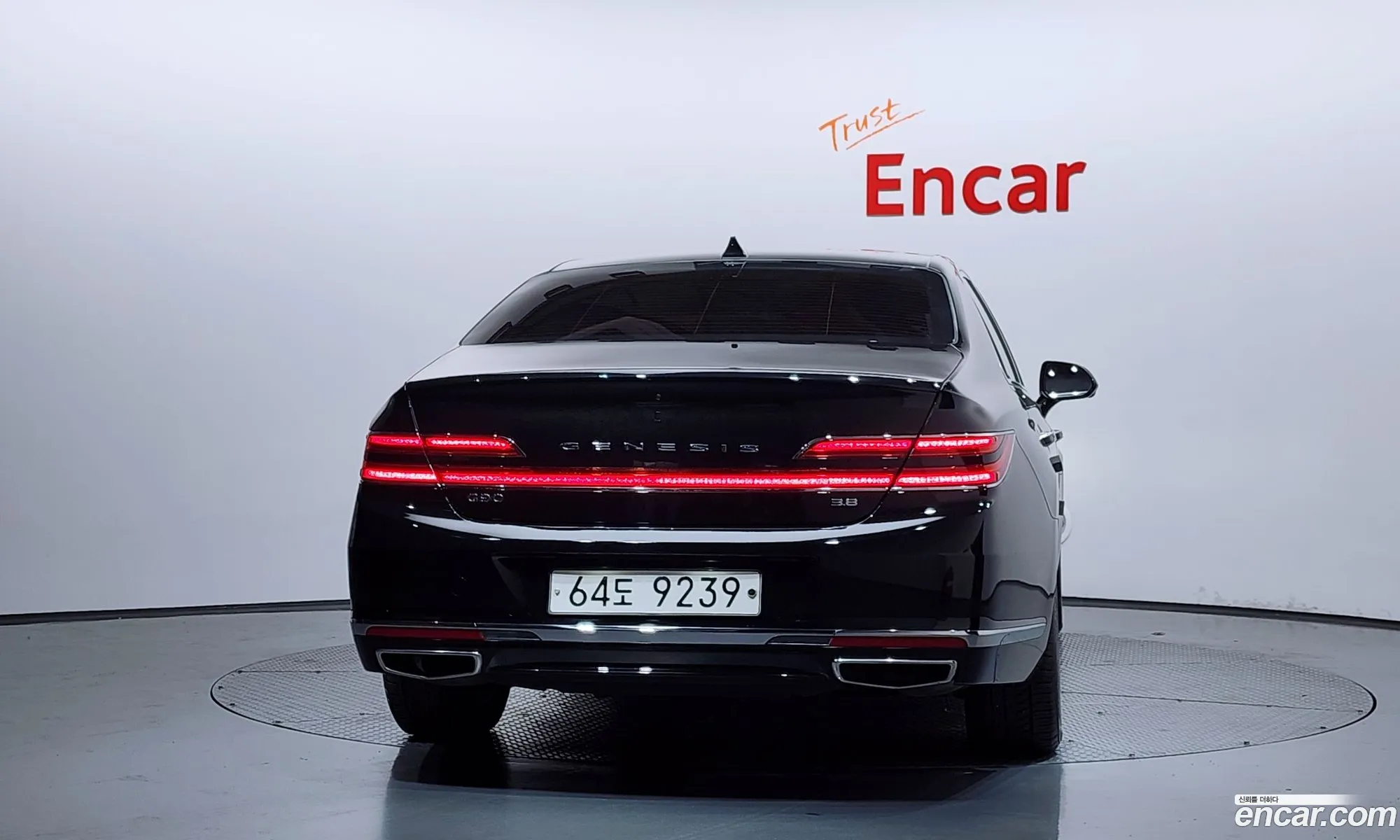 Genesis G90 2018 — 2