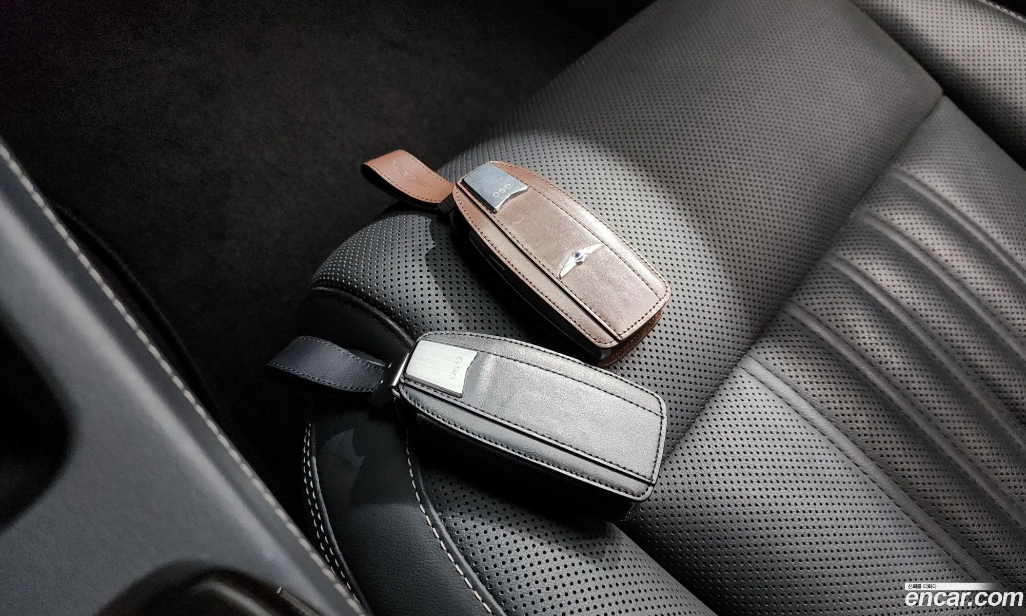 Genesis G90 2018 — 24