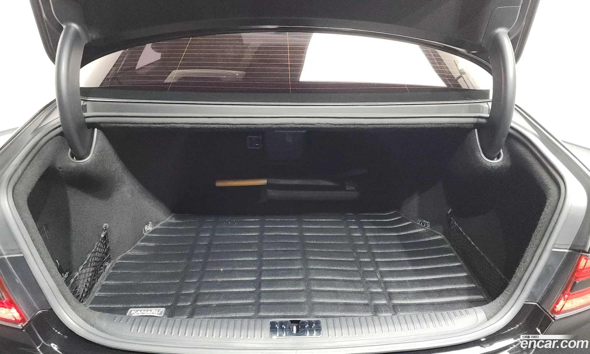 Genesis G90 2018 — 15