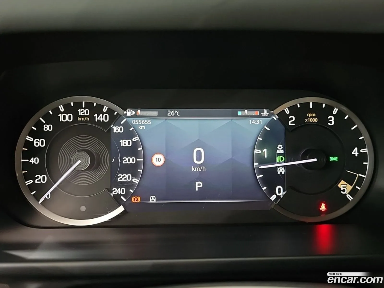 Land Rover Defender 2023 — 12