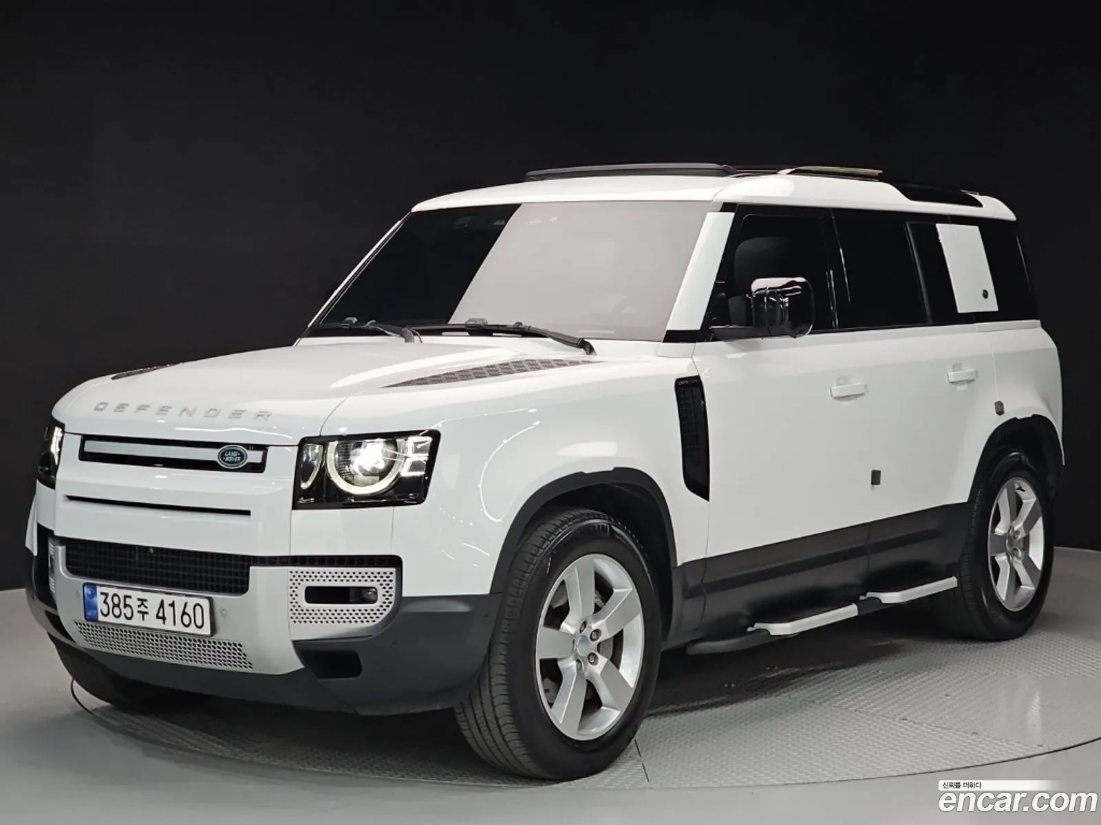 Land Rover Defender 2023 — 19
