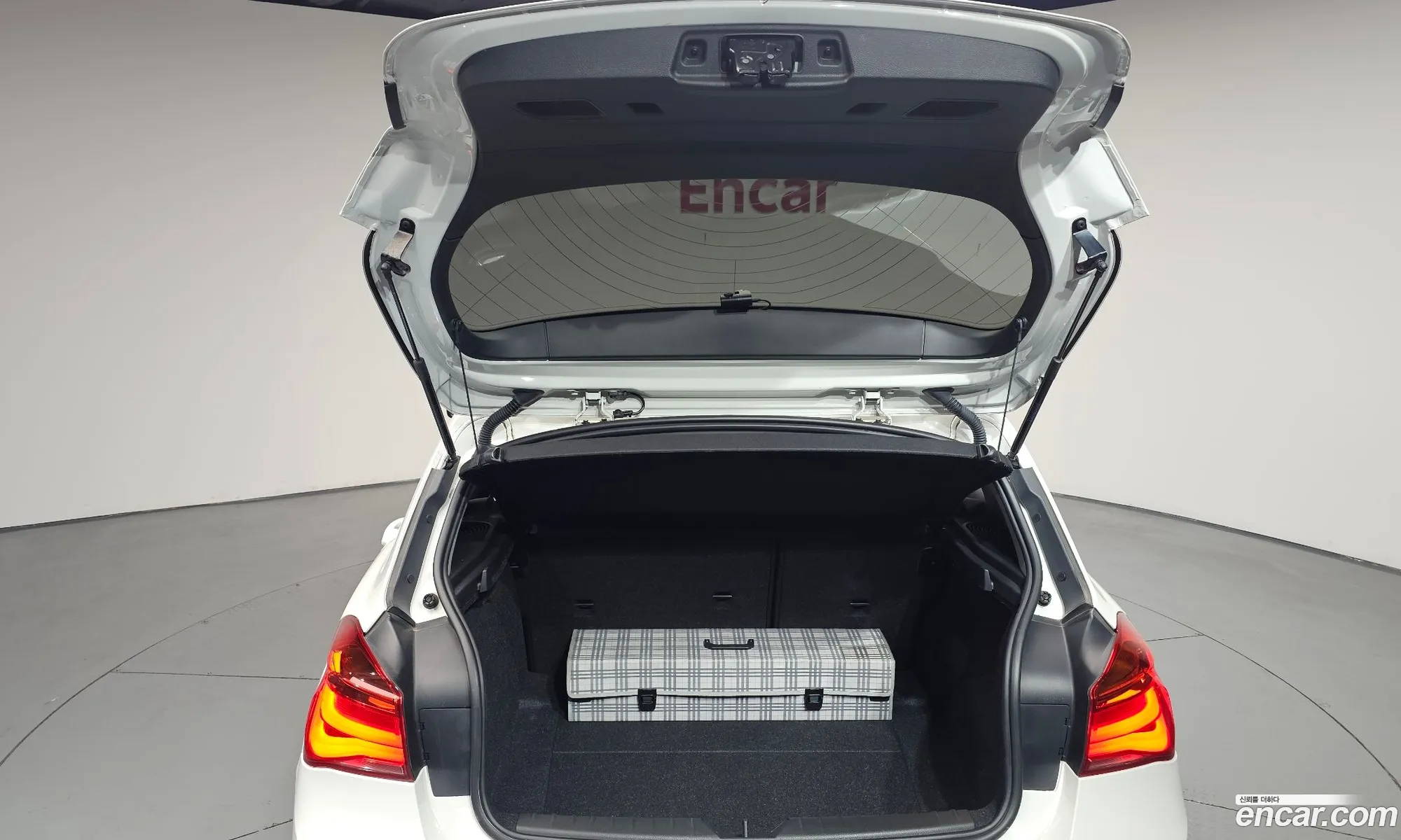 BMW 1 Series 2016 — 12