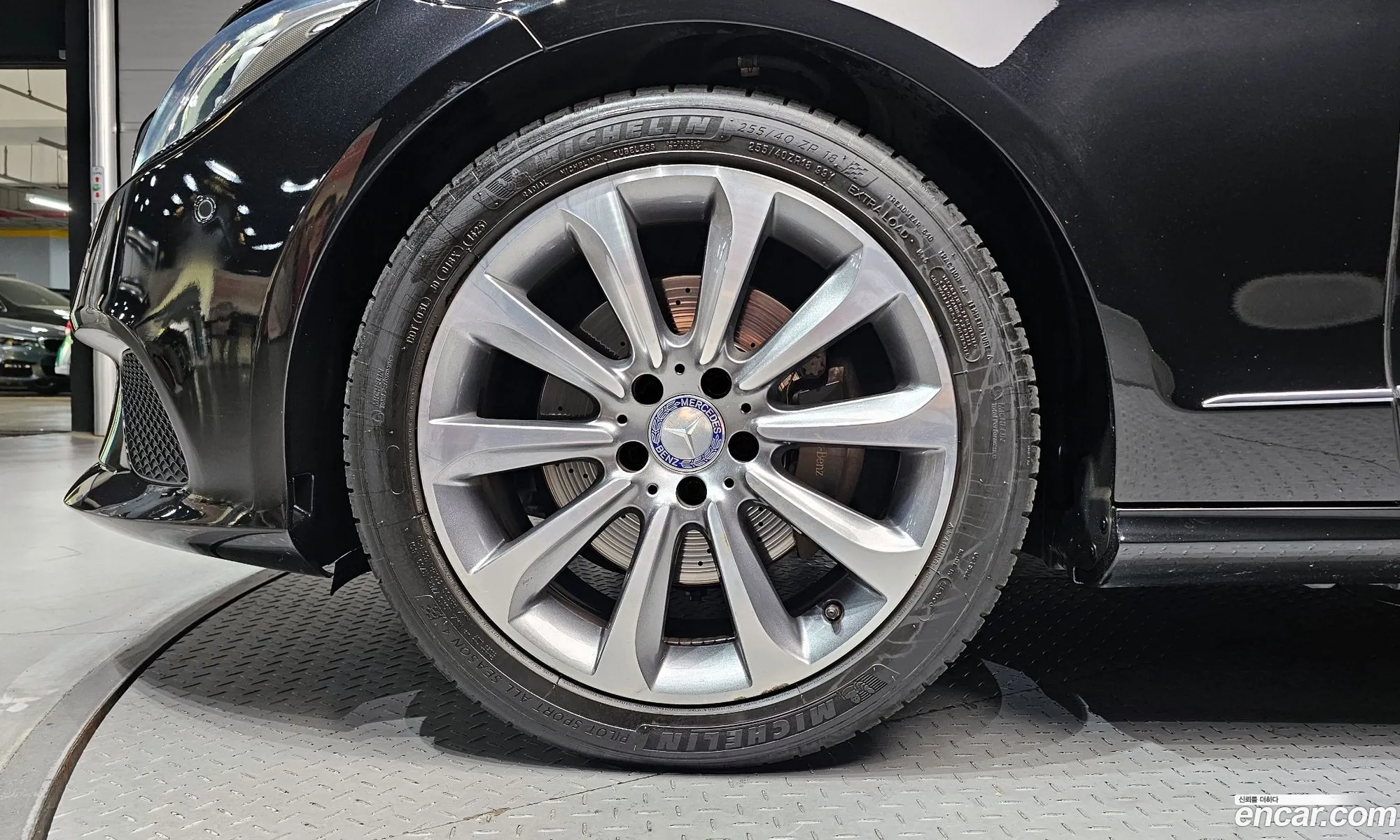 Mercedes-Benz CLS-Class W218 2016 — 13