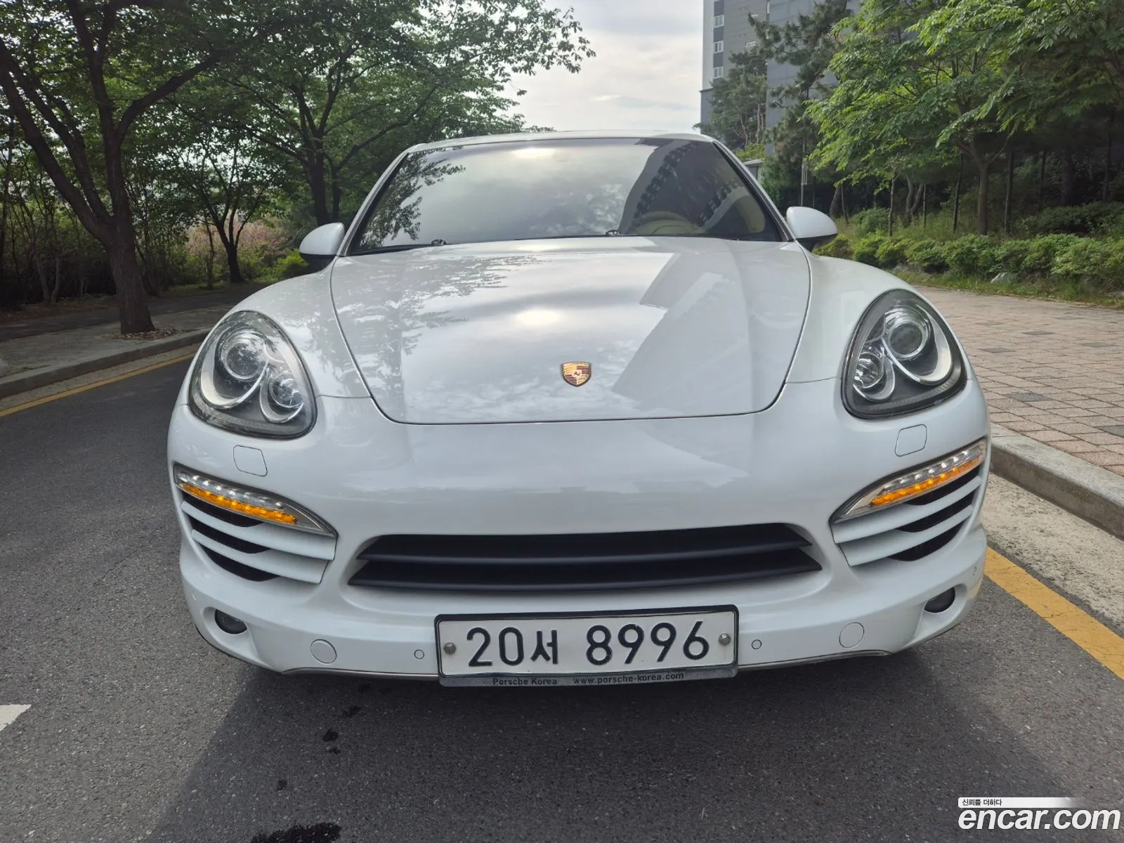 Porsche Cayenne 2012 — 11