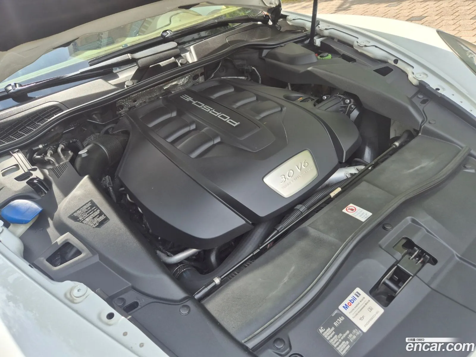 Porsche Cayenne 2012 — 20