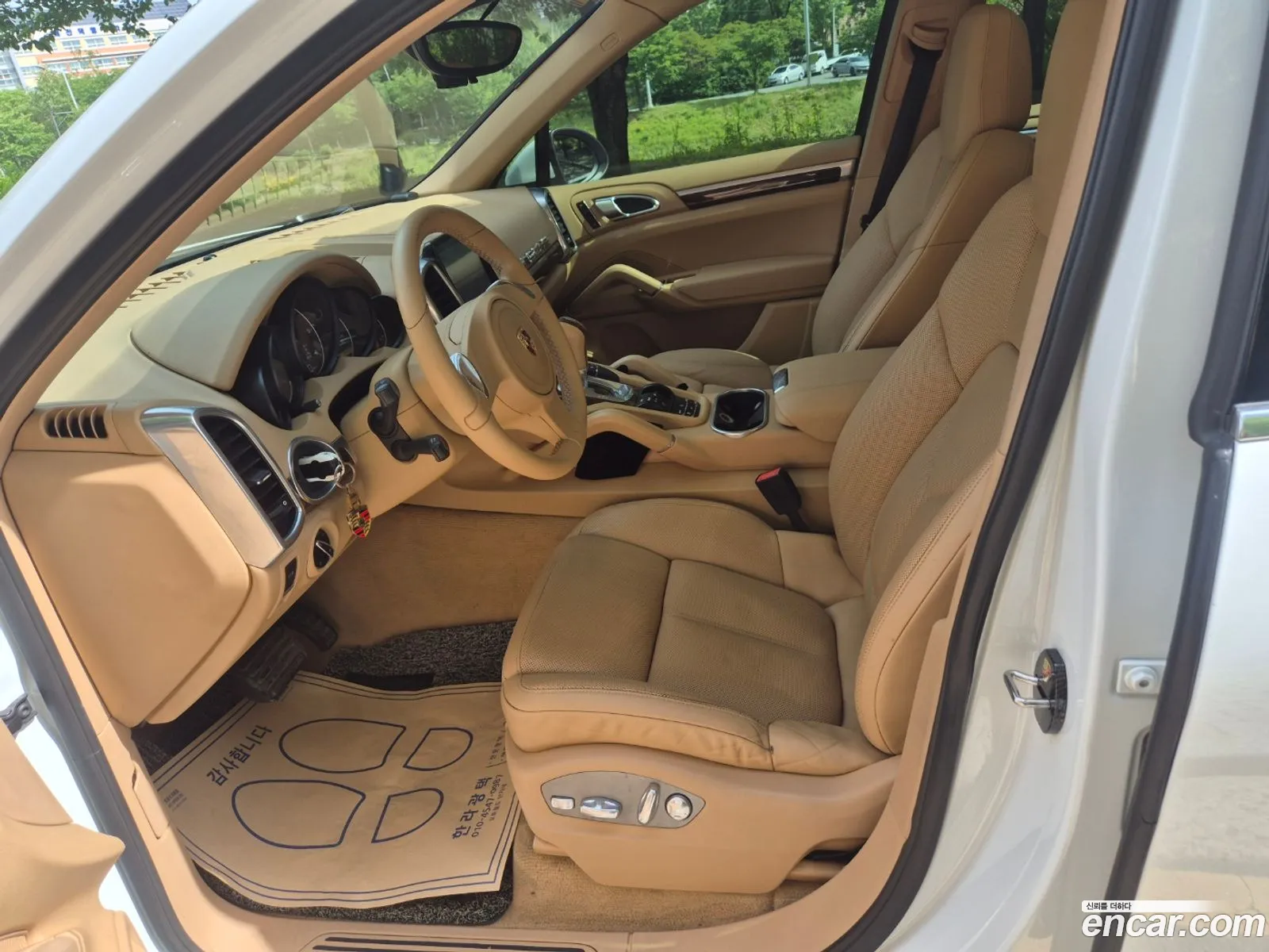Porsche Cayenne 2012 — 2