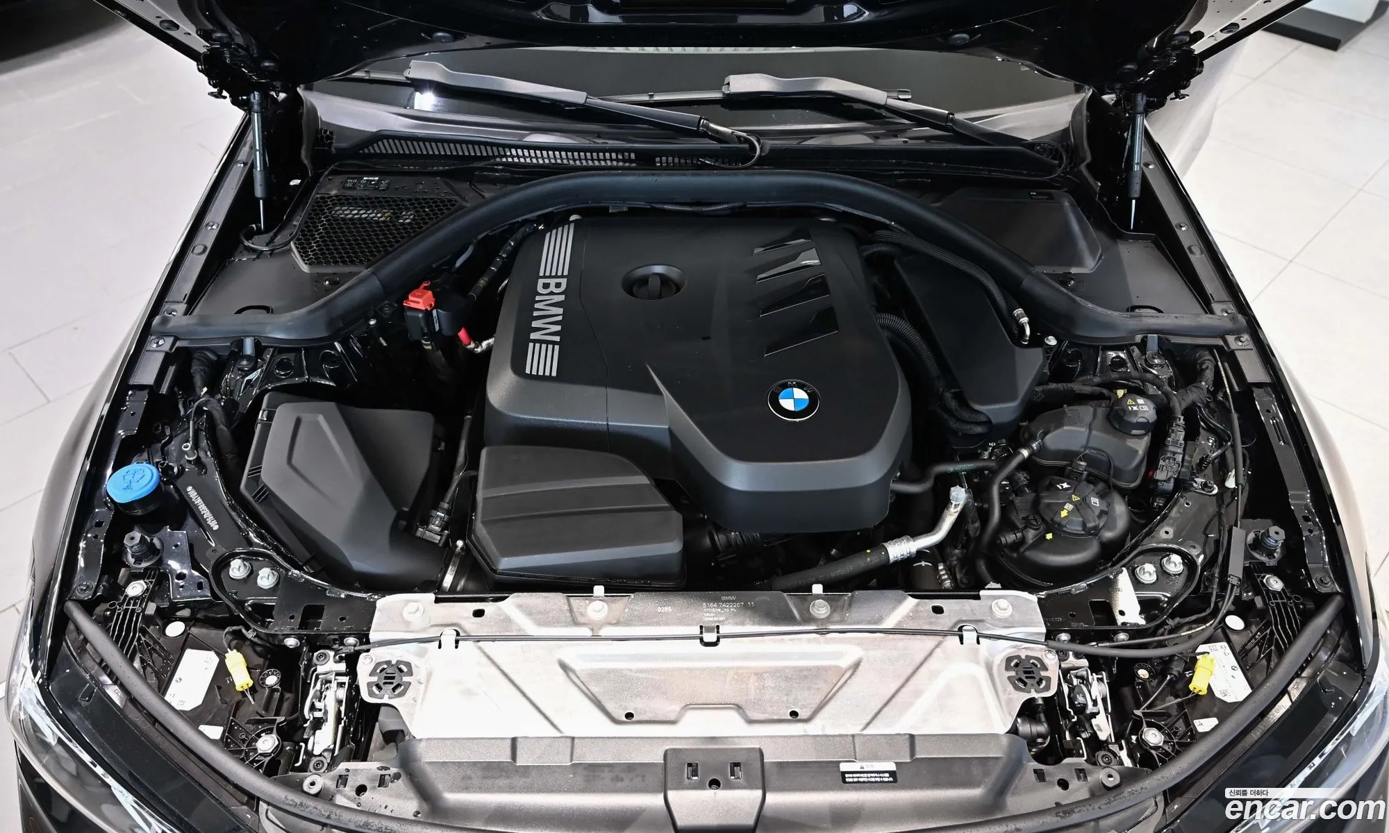BMW 3 Series 2025 — 19