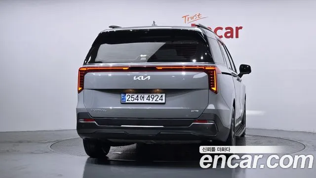 Kia Carnival 2024 — 3