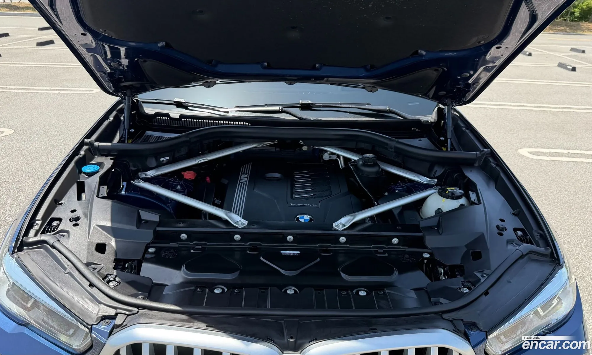 BMW X6 2023 — 11