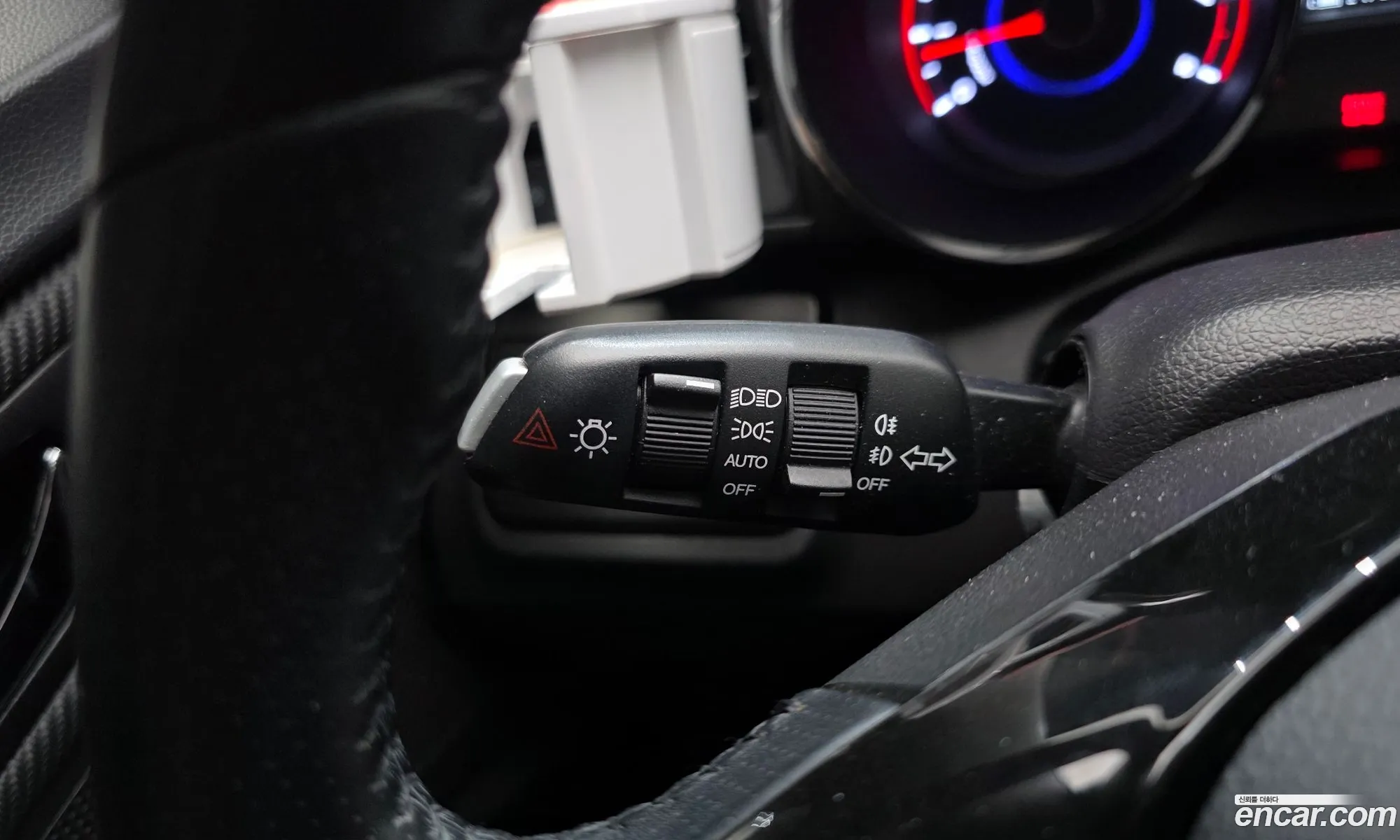 KG Mobility (SsangYong) Tivoli Air 2016 — 9