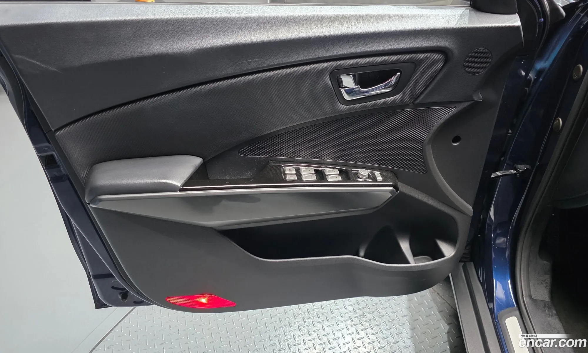 KG Mobility (SsangYong) Tivoli Air 2016 — 22