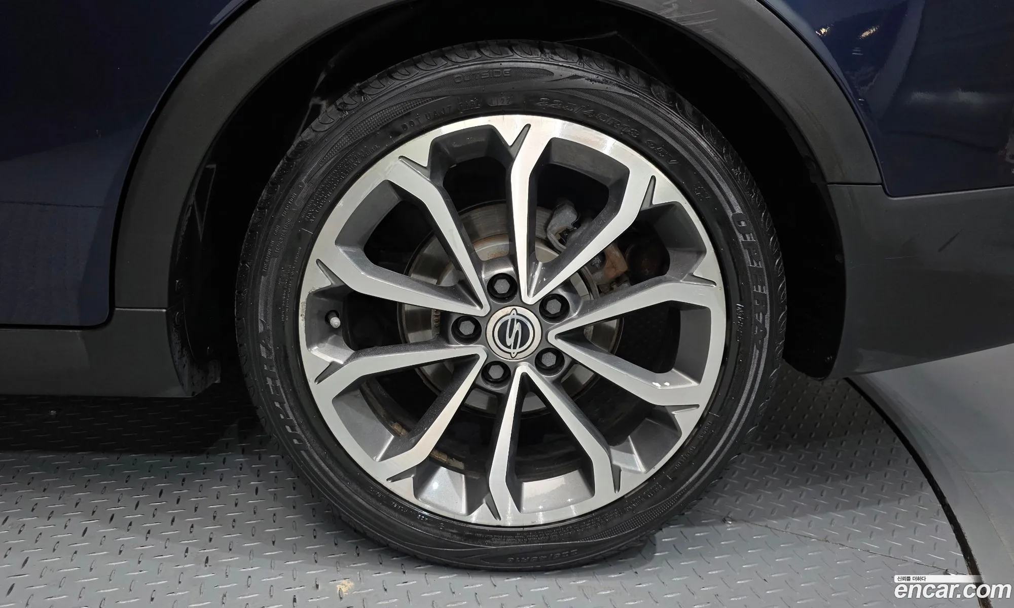 KG Mobility (SsangYong) Tivoli Air 2016 — 3