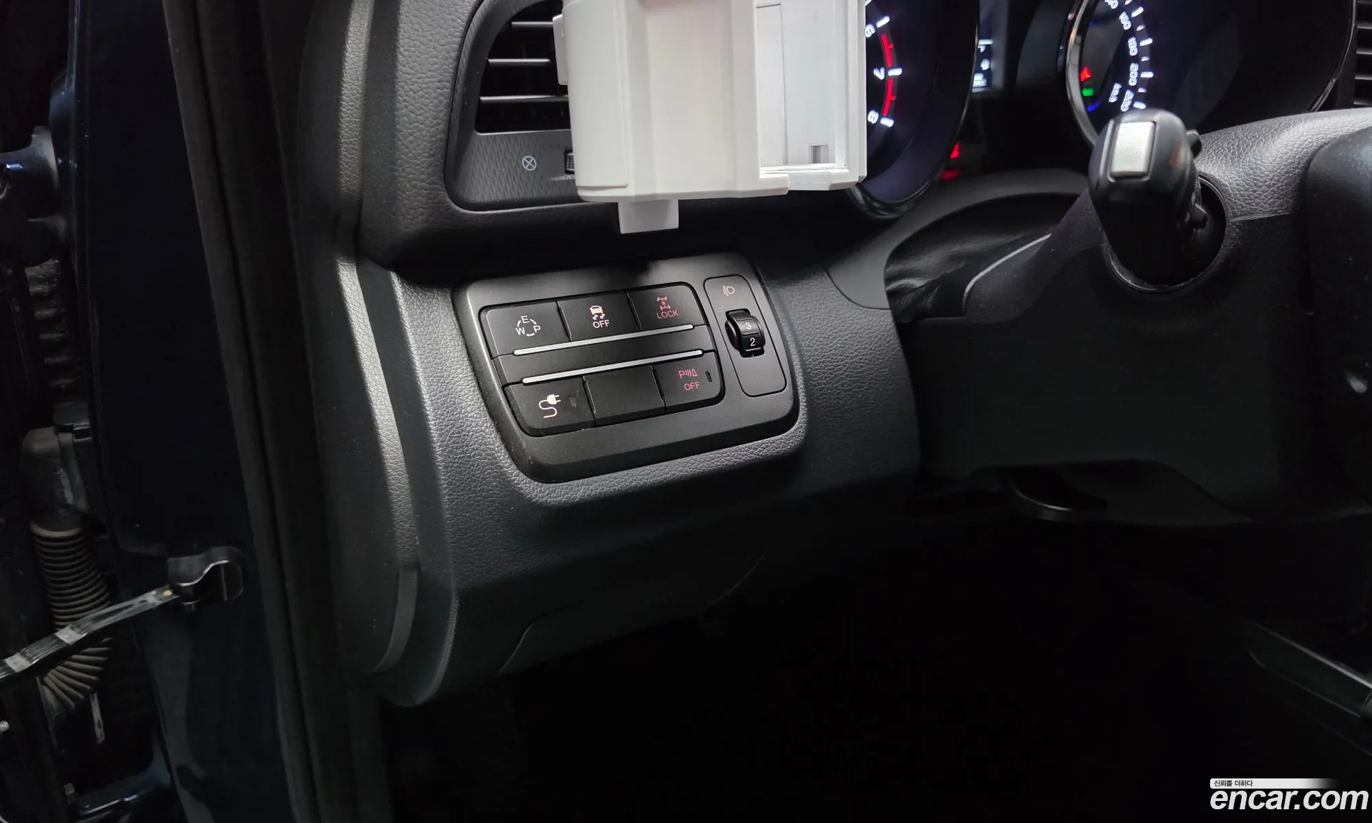 KG Mobility (SsangYong) Tivoli Air 2016 — 5