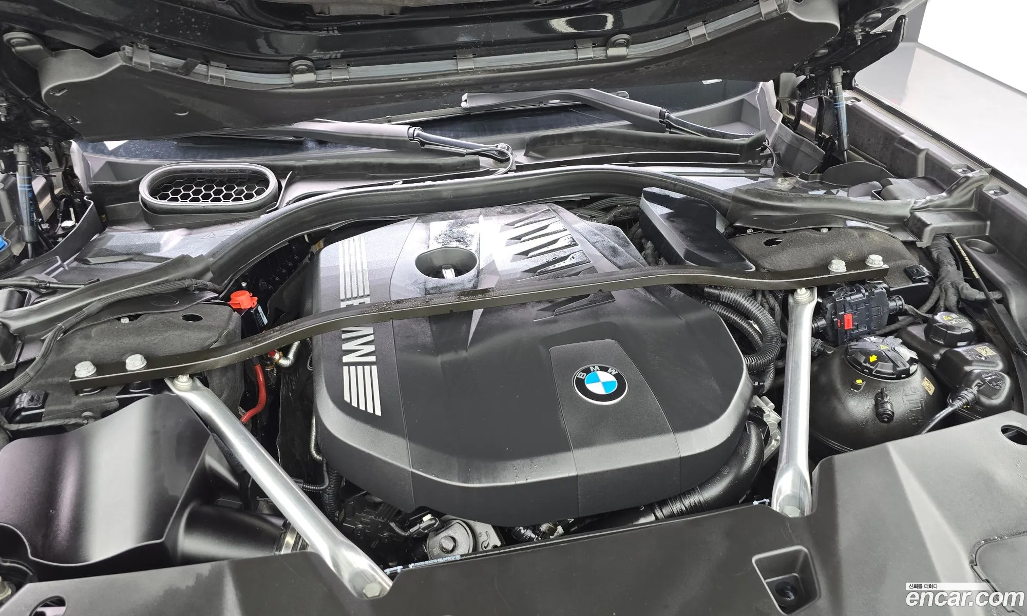 BMW 7 Series 2022 WBA21EH03PCL49635 — 17