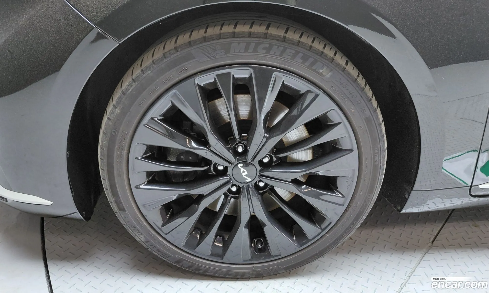 Kia K8 2022 — 28