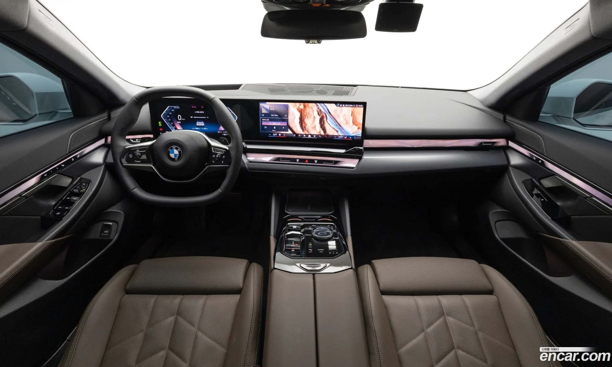 BMW 5 Series 2025 — 11