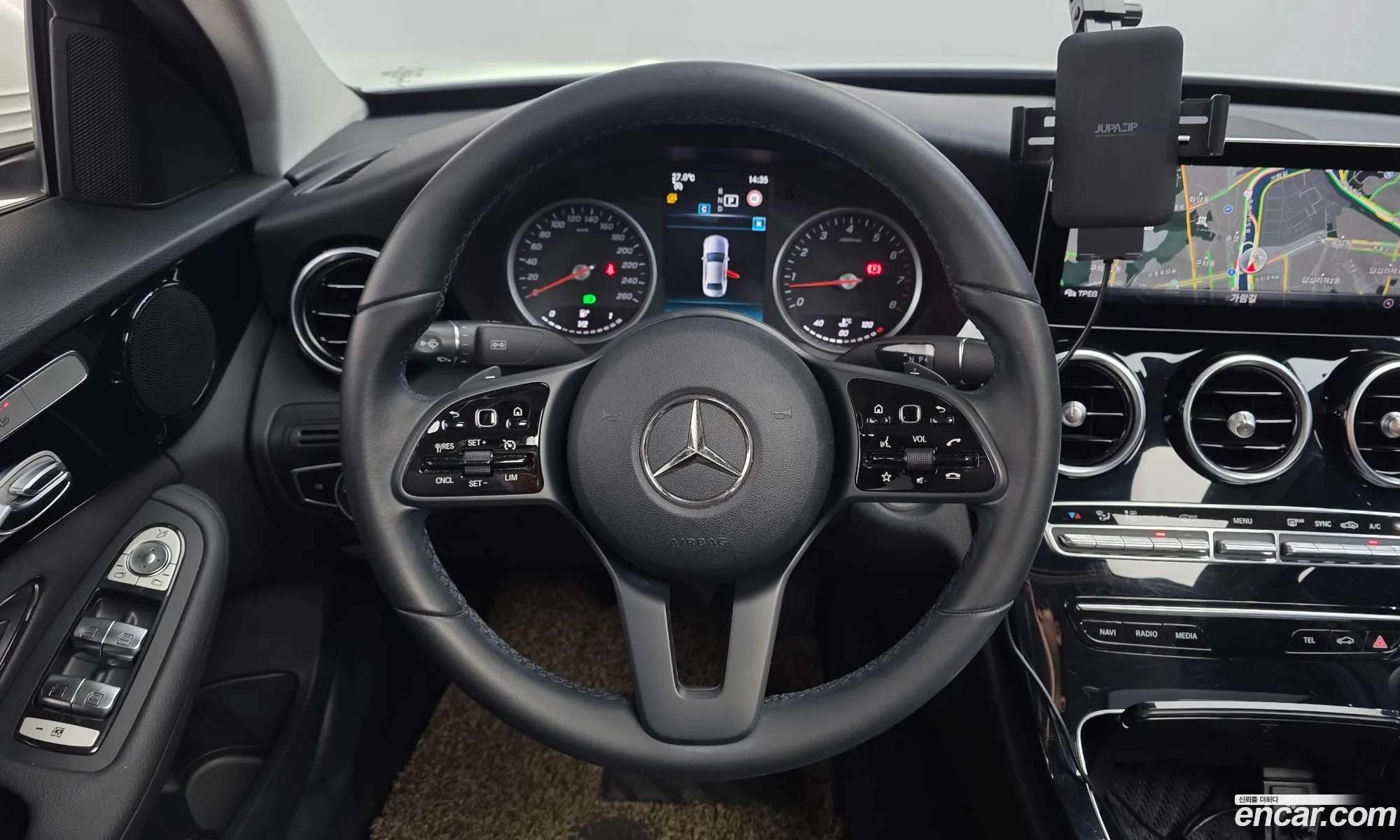Mercedes-Benz C-Class W205 2020 — 18