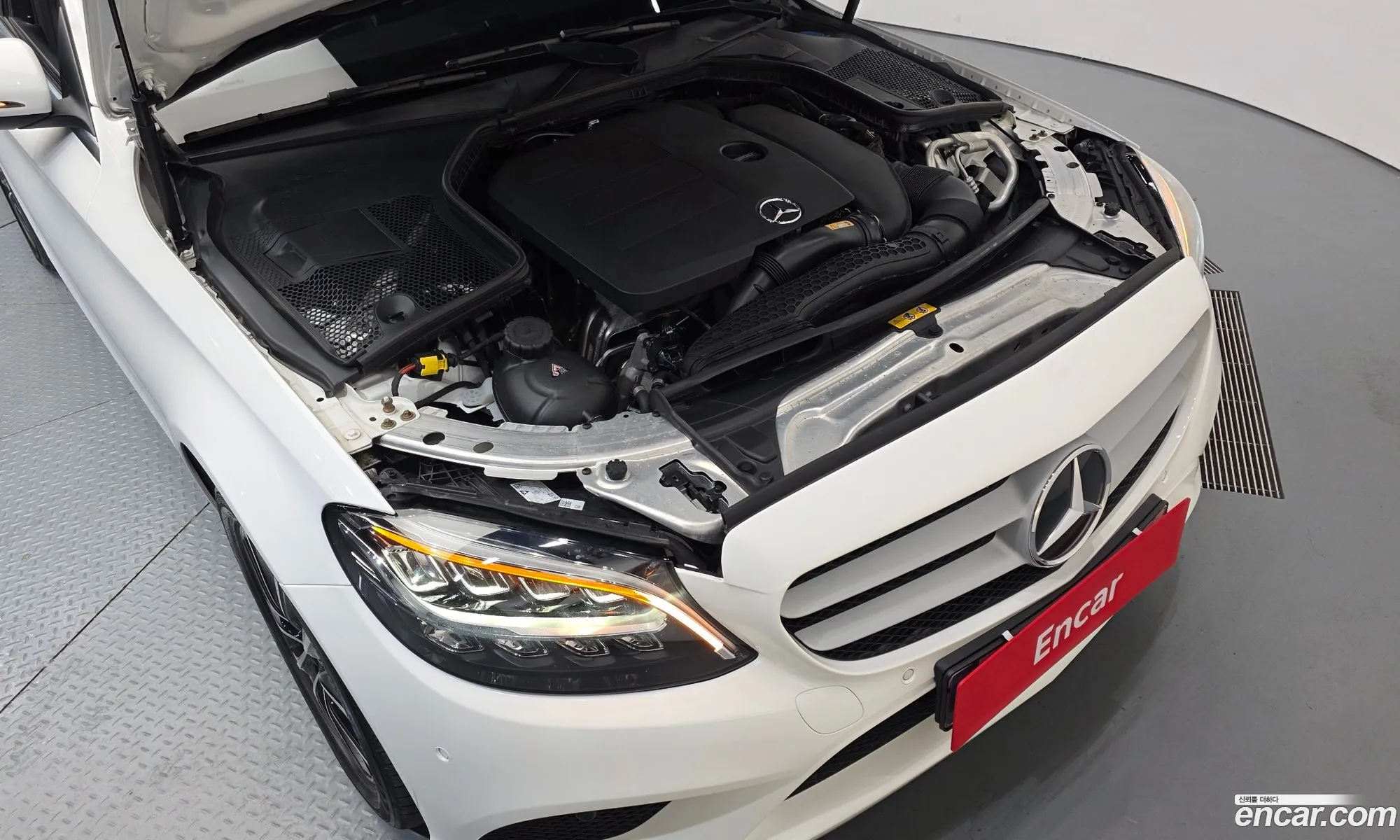 Mercedes-Benz C-Class W205 2020 — 14