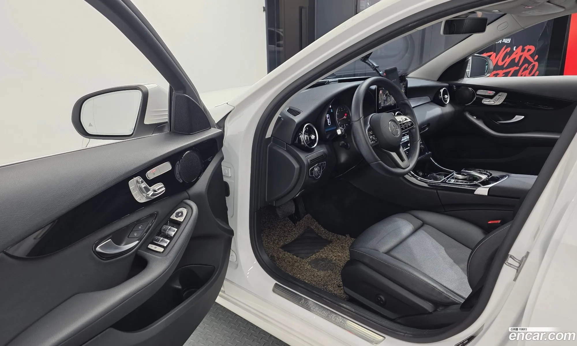 Mercedes-Benz C-Class W205 2020 — 15