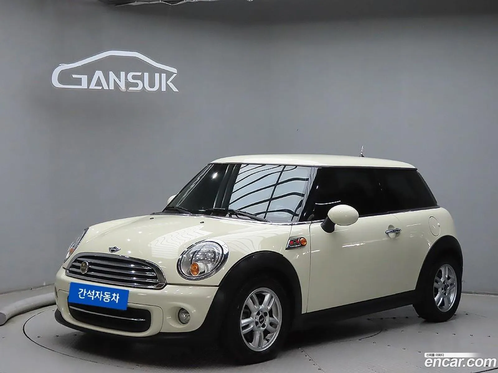 Mini Cooper 2010 — 16