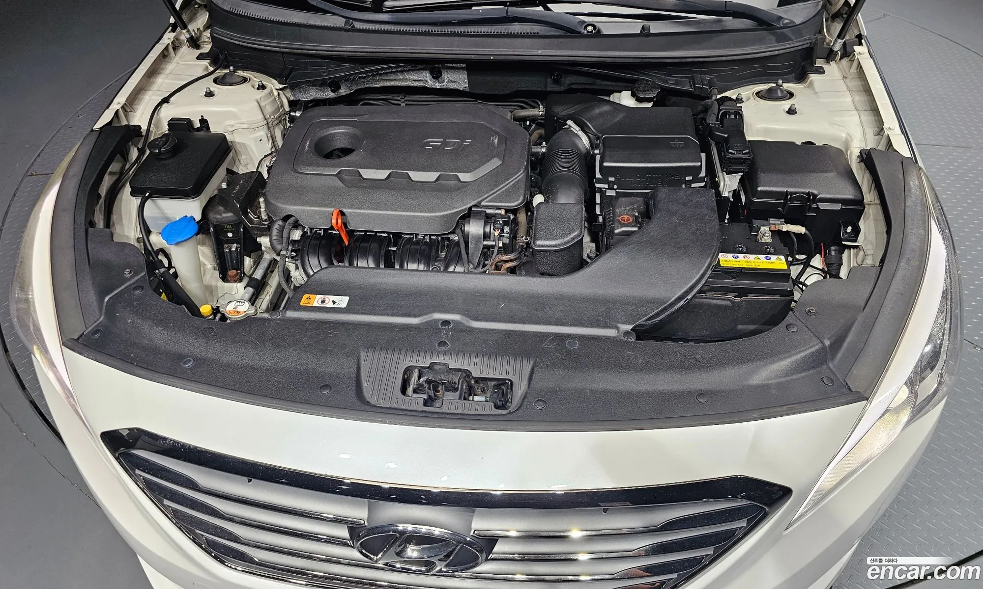 Hyundai LF Sonata 2014 — 31