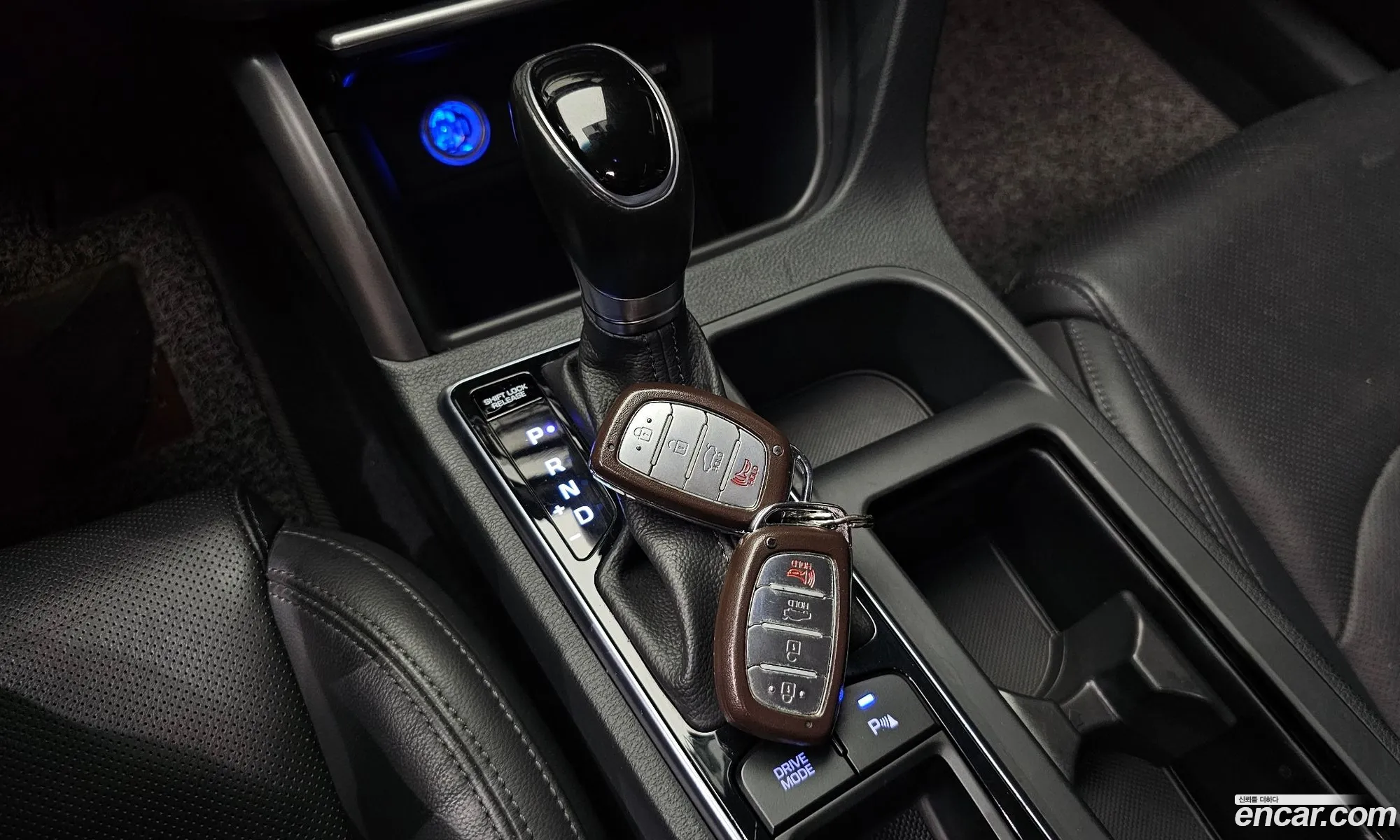 Hyundai LF Sonata 2014 — 17