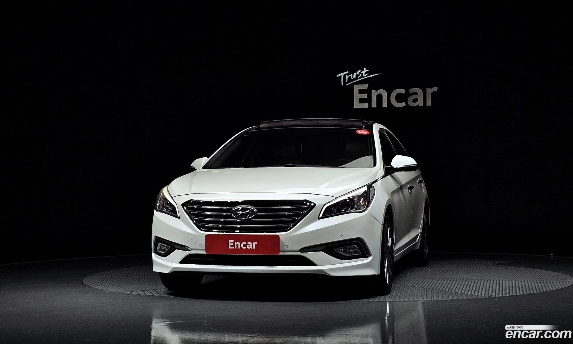 Hyundai LF Sonata 2014 — 14