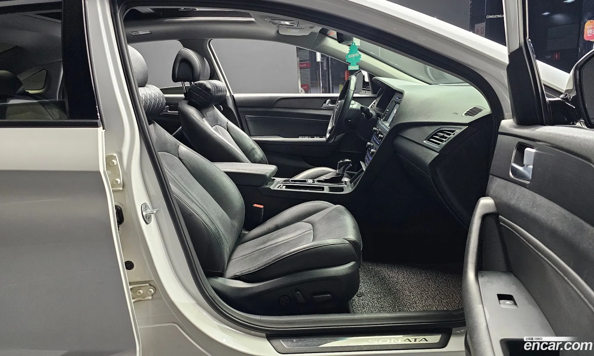 Hyundai LF Sonata 2014 — 6
