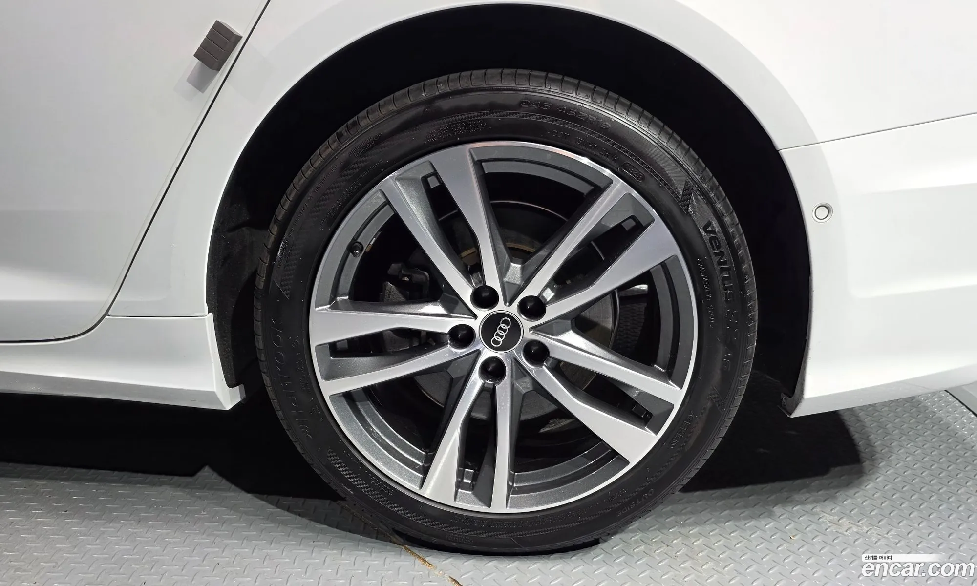 Audi A6 2021 WAUZZZF21NN004124 — 17