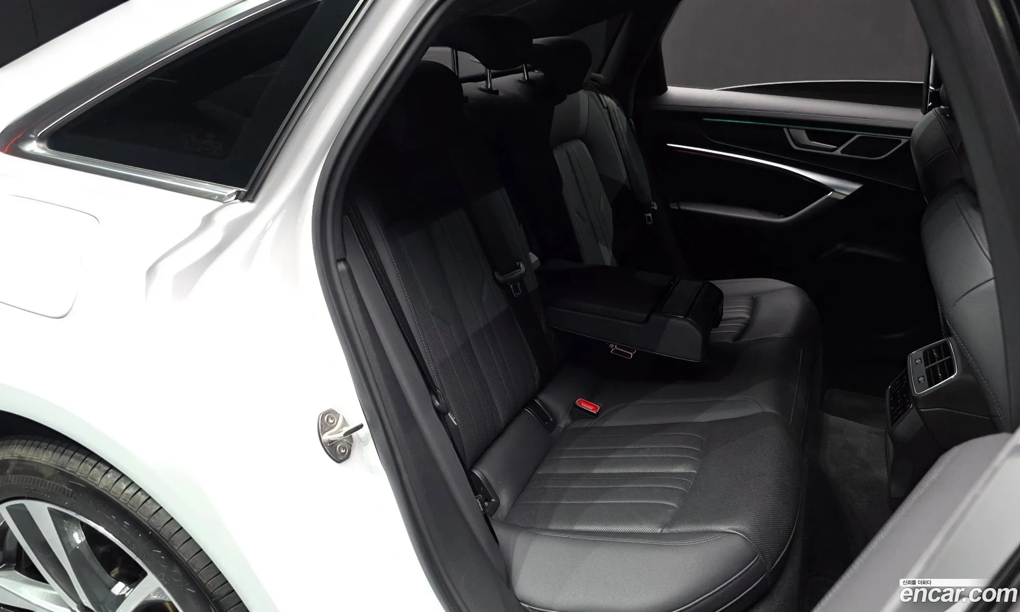 Audi A6 2021 WAUZZZF21NN004124 — 14