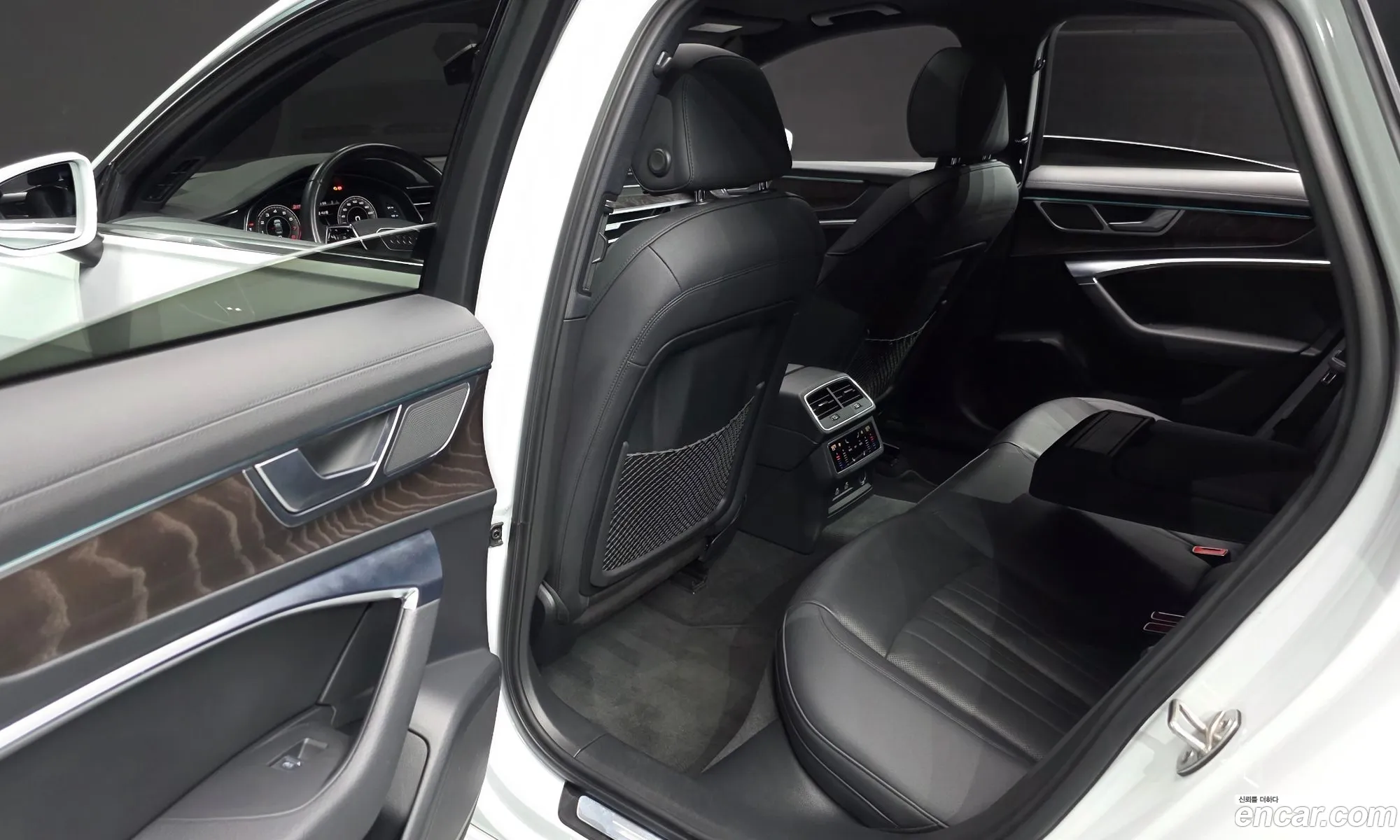Audi A6 2021 WAUZZZF21NN004124 — 16